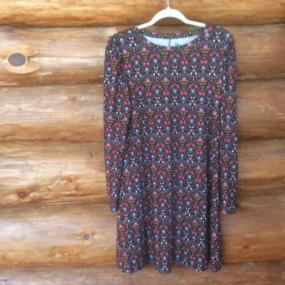 SO Floral Print Scandi Girl Whimsy Swing Dress Size Large - Picture 1 of 6